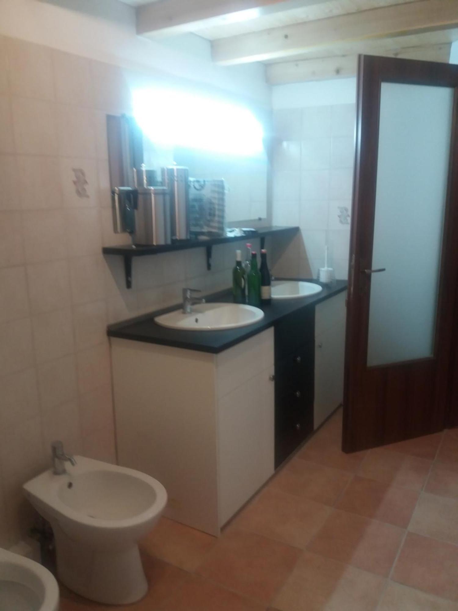 Ospitaci Appartamenti Giove Valtopina Kamer foto